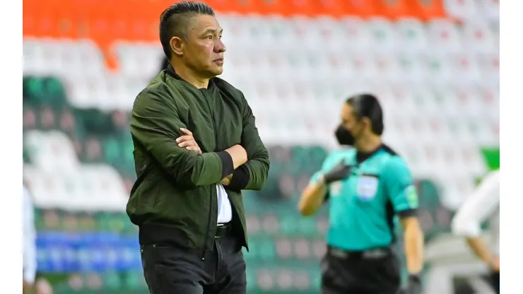 Como DT, Ambriz ha ganado una Liga, una Copa y una Liga de Campeones de Concacaf.