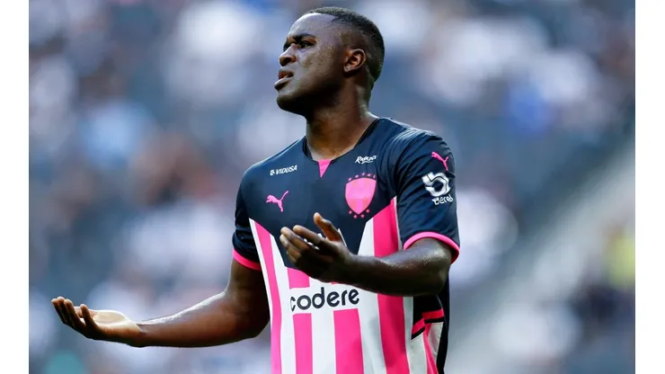 Monterrey definió la situación de Joel Campbell