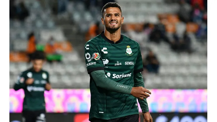 ¿Se va de Santos Laguna? Alessio da Cruz y un curioso mensaje en sus redes sociales