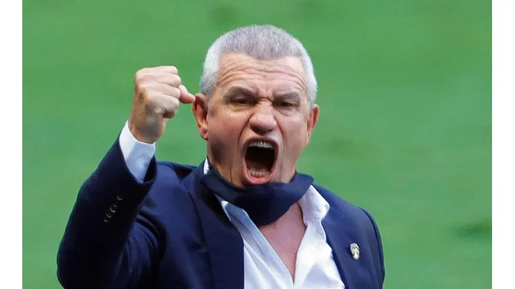 Vasco Aguirre quiere ganar la Liga MX con Rayados.