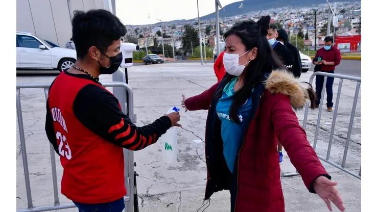 Las autoridades harán pruebas cada semana a todo el equipo para evitar rebrotes