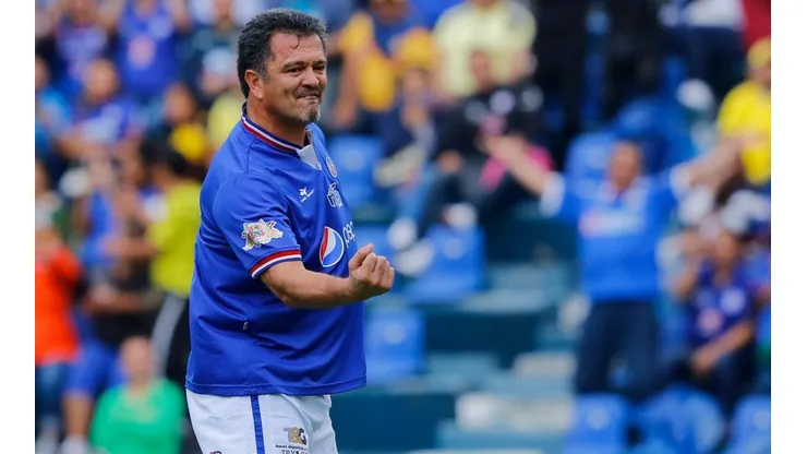 Carlos Hermosillo, duro contra la directiva de Cruz Azul...