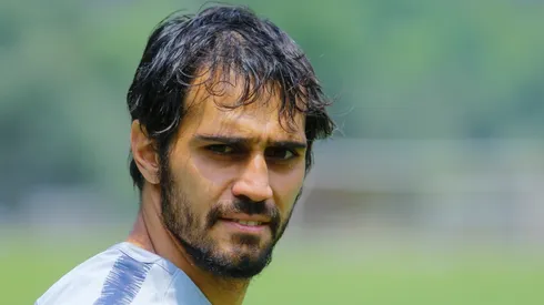 Alejandro Arribas regresa a la Liga MX a los 32 años de edad.