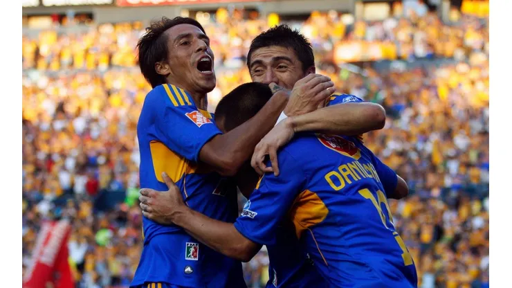 Lucas Lobos, Héctor Mancilla y Danilinho, figuras de Tigres en el Apertura 2011.