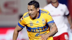 Jesús Dueñas se queda en Tigres UANL.