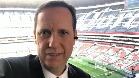 A Paco Villa se le salió la cadena en Twitter.