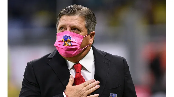 Piojo Herrera quiere retener a un jugador de Tigres UANL