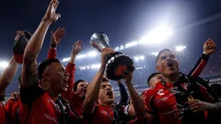 El equipo rojinegro festejó a lo grande en el centro de Guadalajara