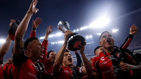 El equipo rojinegro festejó a lo grande en el centro de Guadalajara