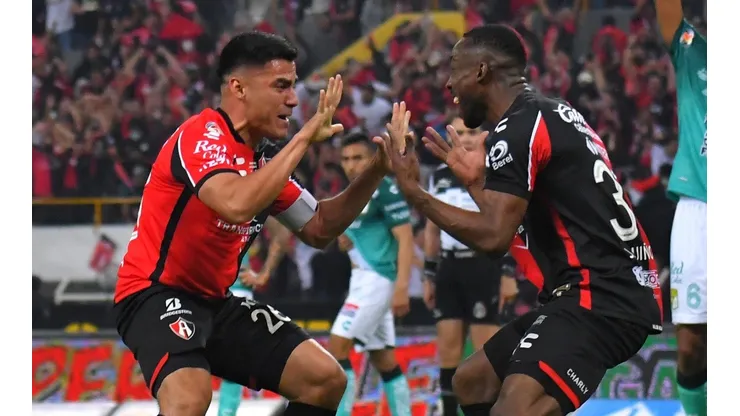 Aldo Rocha adelantó al Atlas.