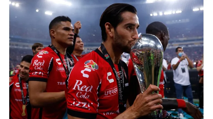 El nuevo escudo de Atlas tras el título