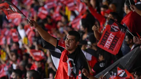 Un seguidor del Atlas cayó desde un palco durante la celebración del título