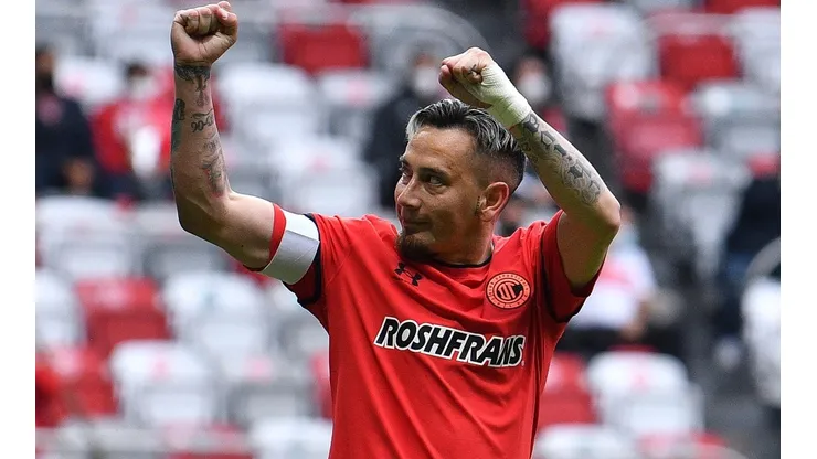 Rubens Sambueza termina su etapa en Toluca.