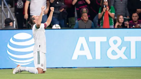 Primer gol de Santi Giménez con el Tri para el 1-0 sobre Chile