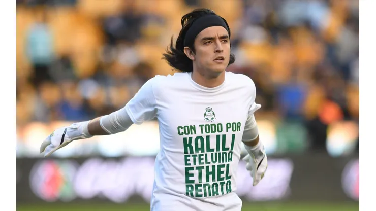"¿Fichar a Acevedo? Es una absoluta tontería"