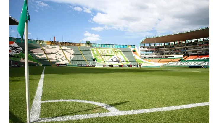 El interior del estadio León, antes Nou Camp.