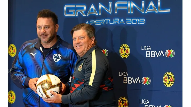 Miguel Herrera y Antonio Mohamed se enfrentaron en la final del Apertura 2019.