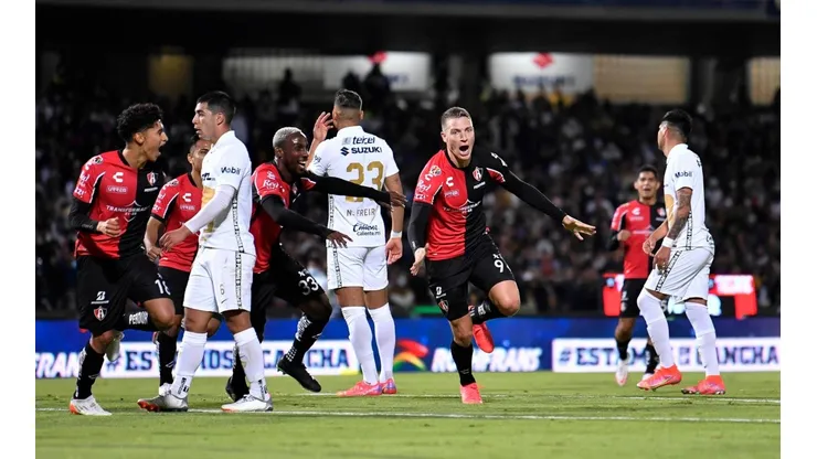 Juliio Furch cambió la fórmula para hacer el 1-0: tiro de media distancia en lugar de remate dentro del área.