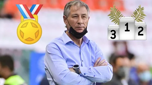 Ariel Holan busca su primer título oficial en México.