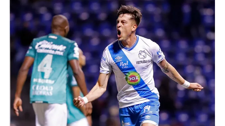 Pablo Parra marcó el empate para el Puebla.