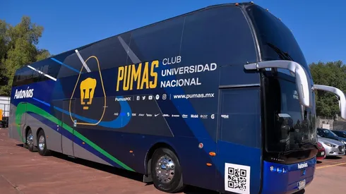 Al bus de Pumas le costó ingresar a CU.