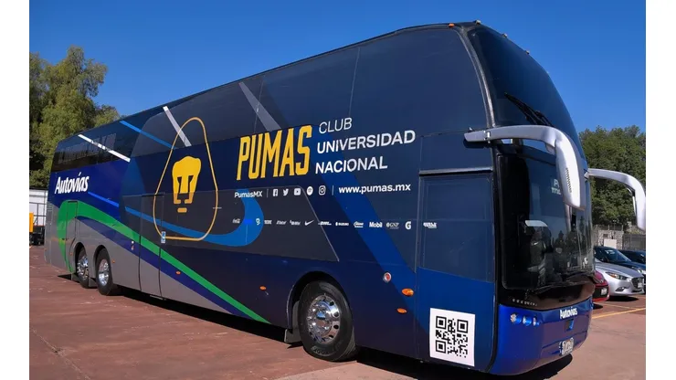Al bus de Pumas le costó ingresar a CU.