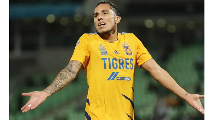 Carlos Salcedo y su herida de guerrera para buscar las semifinales