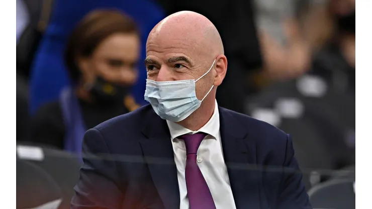 El titular de la FIFA no está nada contento con que continúen los insultos de la afición