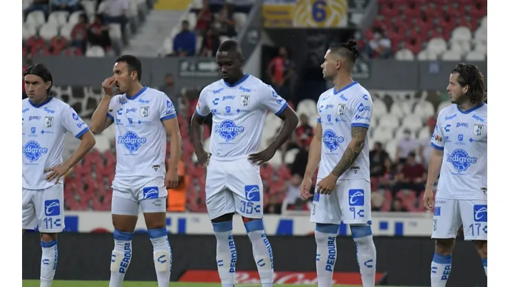 Gallos puso transferible a 10 jugadores