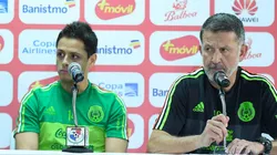 Auxiliar de Osorio reveló cómo se portó Chicharito en el Tri