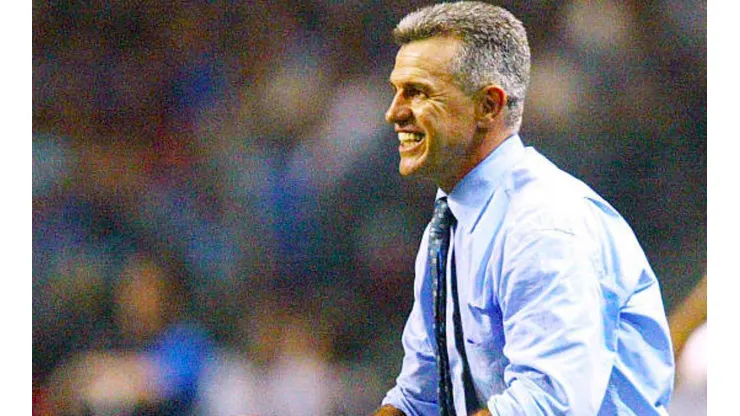 Con Javier Aguirre comenzó la maldición de Cruz Azul, ¿volverá a suceder?