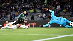 Omar Campos sentenció el 3-0 del Santos sobre los Pumas.