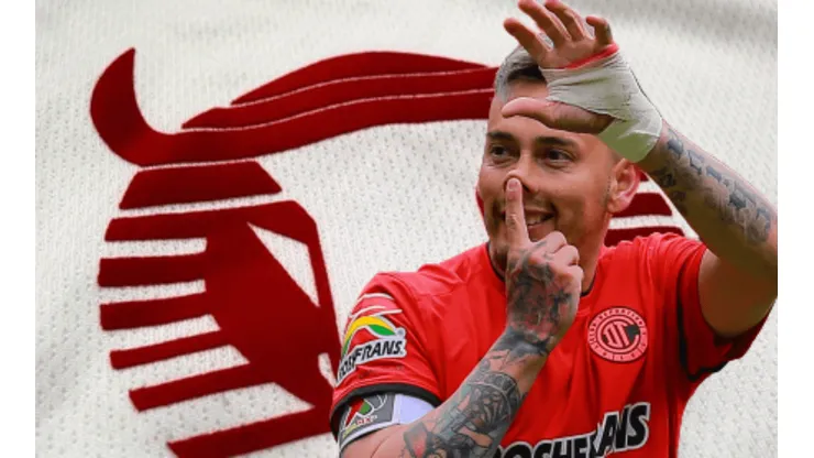 Rubens Sambueza comandó el cambio de look generalizado
