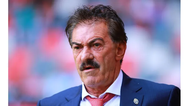 El club al que se postuló Ricardo La Volpe para ser DT