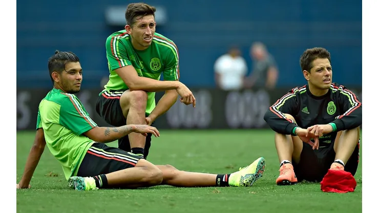 Tecatito confesó: ¿se peleó con Chicharito?
