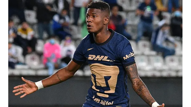 Pumas gana gracias al gol de Corozo.