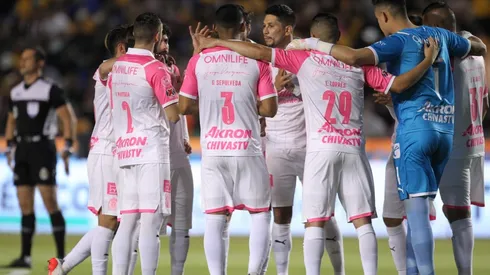 Los fanáticos estallan tras el gol de Gignac.