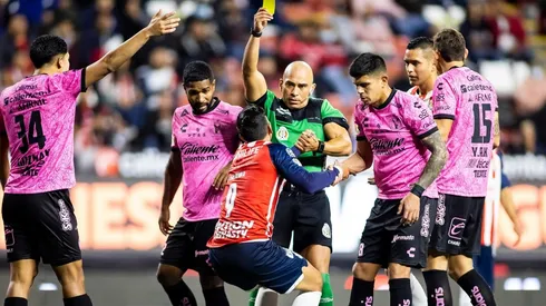 Ramos Rizo destrozó a Juan Esquivel por favorecer a Chivas