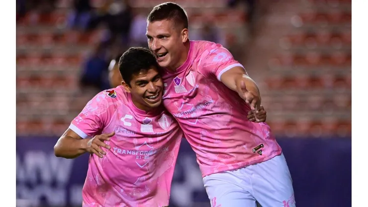 Julio Furch fue uno de los autores de los goles de Atlas en San Luis