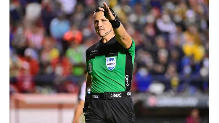 Diego Montaño, árbitro del partido Atlético de San Luis contra América.