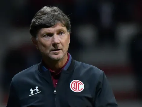 VIDEO: Hernán Cristante pateó a un jugador de Necaxa y se fue expulsado