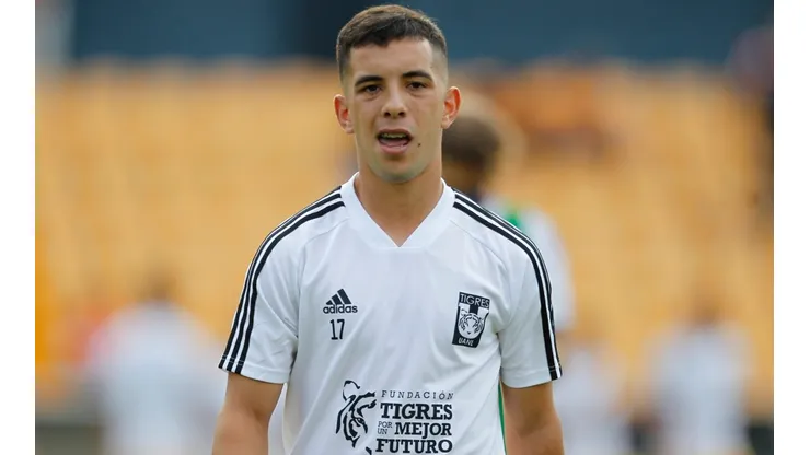 Hasta ahora, Leo Fernández no ha tenido un torneo de más de 1000 minutos con Tigres.