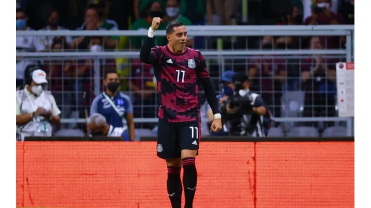 Rogelio Funes Mori es una máquina de romper récords en México.