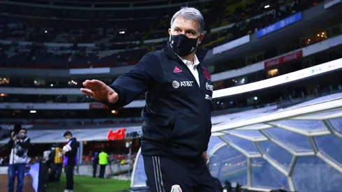 Gerardo Martino en el estadio Azteca ante Canadá.