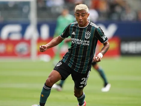 La competencia para Julián Araujo en la Selección Mexicana