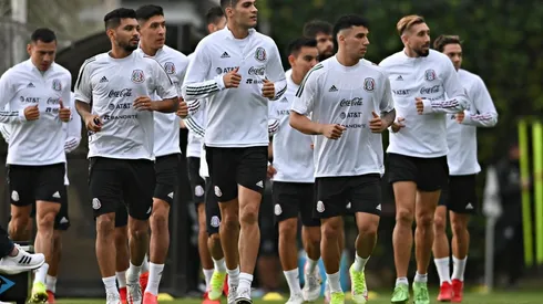 La selección mexicana en entrenamiento para enfrentar a Canadá.