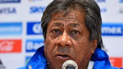 El ex entrenador de Honduras asegura que no son dominantes los mexicanos
