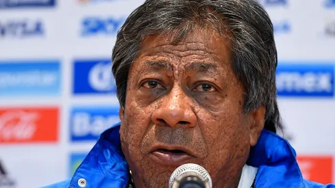 El ex entrenador de Honduras asegura que no son dominantes los mexicanos