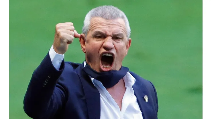 Javier Aguirre recibe buenas novedades de sus Rayados.