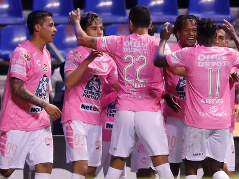 Con uno menos, Pachuca superó a Puebla de visitante